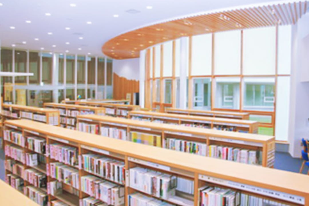 共和町生涯学習センター図書室の写真
